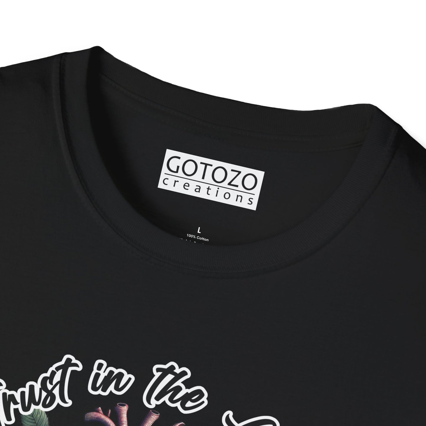 TRUST IN THE LORD WITH ALL YOUR HEART Tee-Shirt NEW!