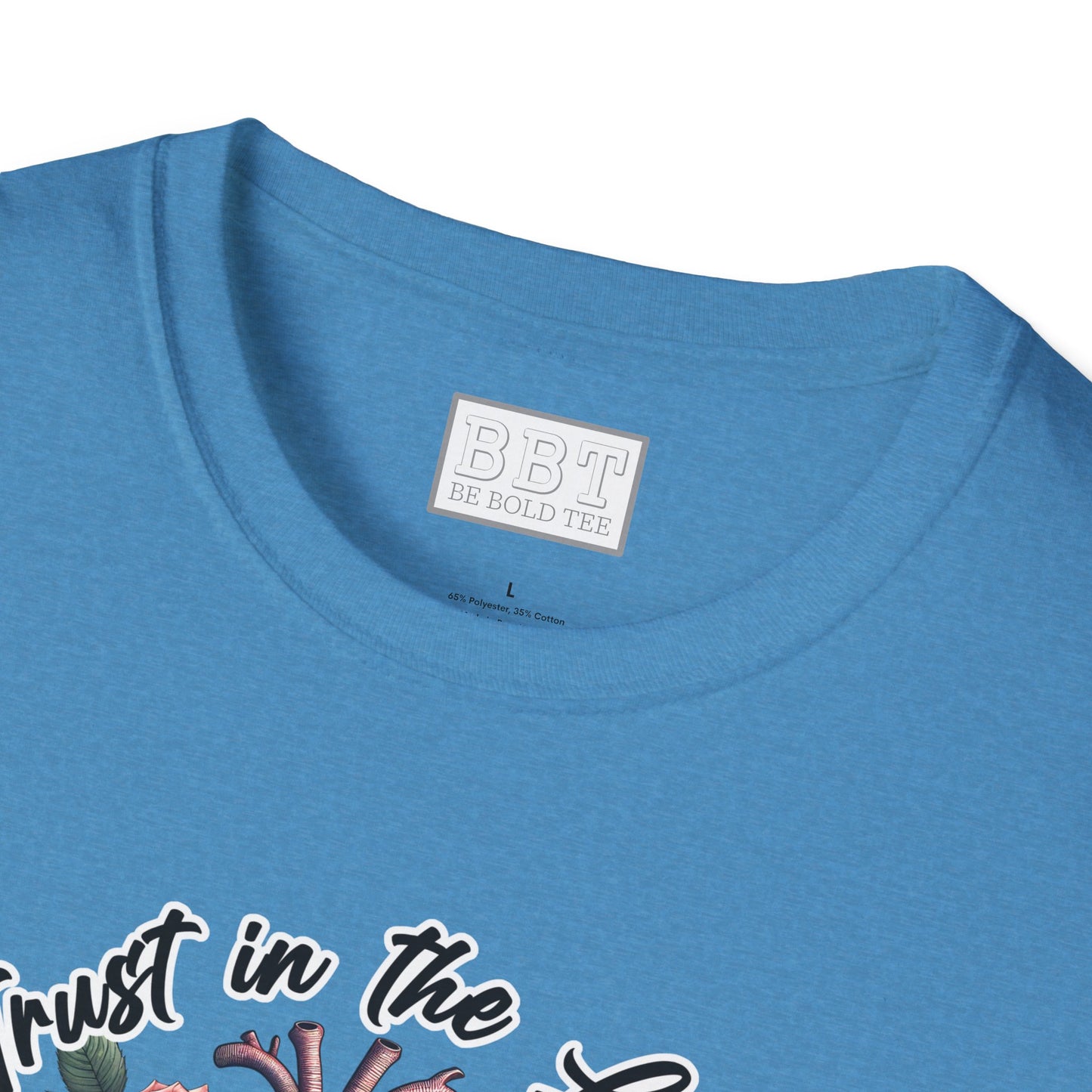 TRUST IN THE LORD WITH ALL YOUR HEART Tee-Shirt NEW!